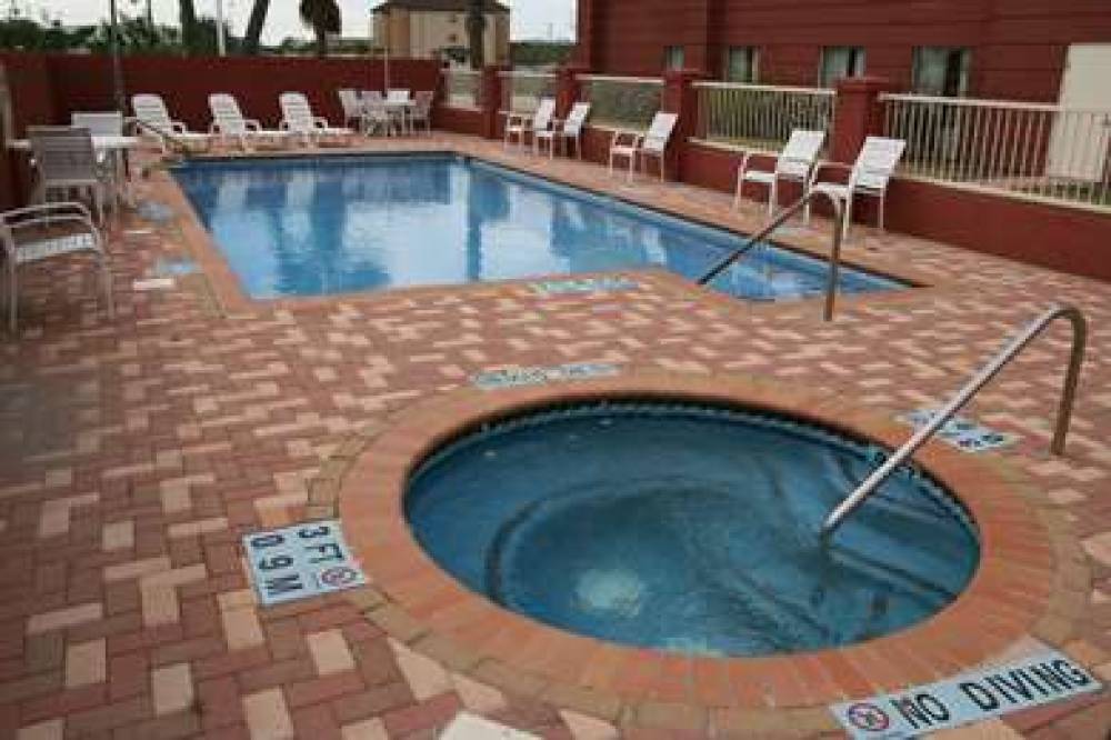 Hampton Inn &amp; Suites Brownsville 4