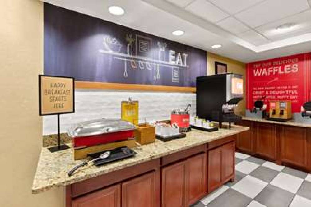 Hampton Inn &amp; Suites Burlington, WA 10