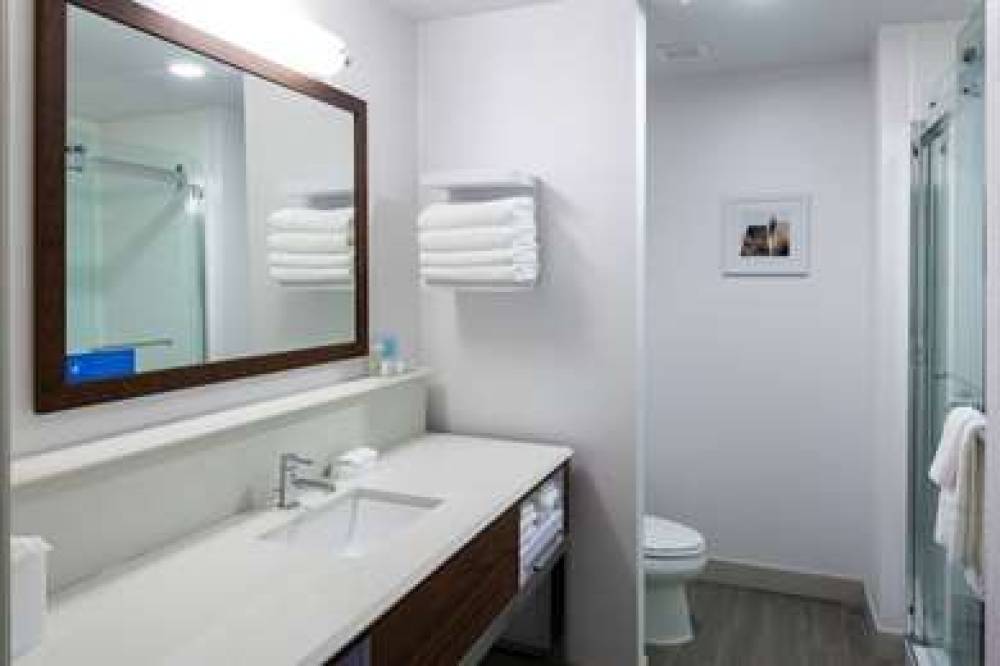 Hampton Inn &amp; Suites Chicago Burr Ridge 5