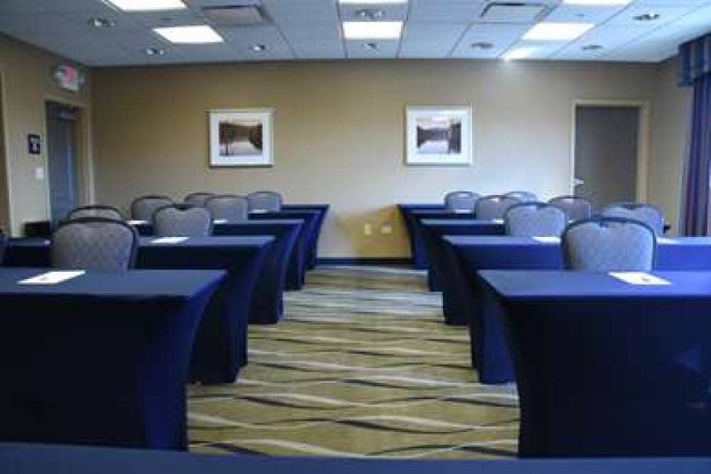 Hampton Inn &amp; Suites Chicago Deer Park 2