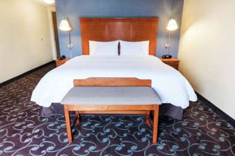 Hampton Inn &amp; Suites Chicago Deer Park 3