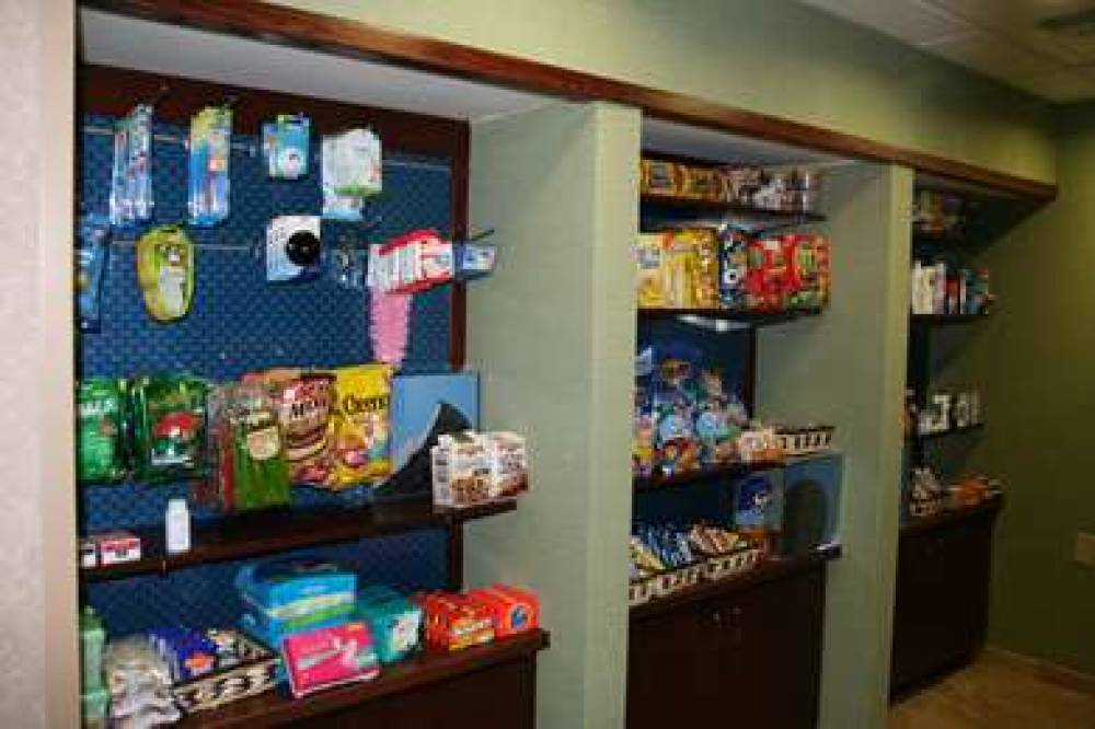 Hampton Inn &amp; Suites Cleveland-Mentor 10