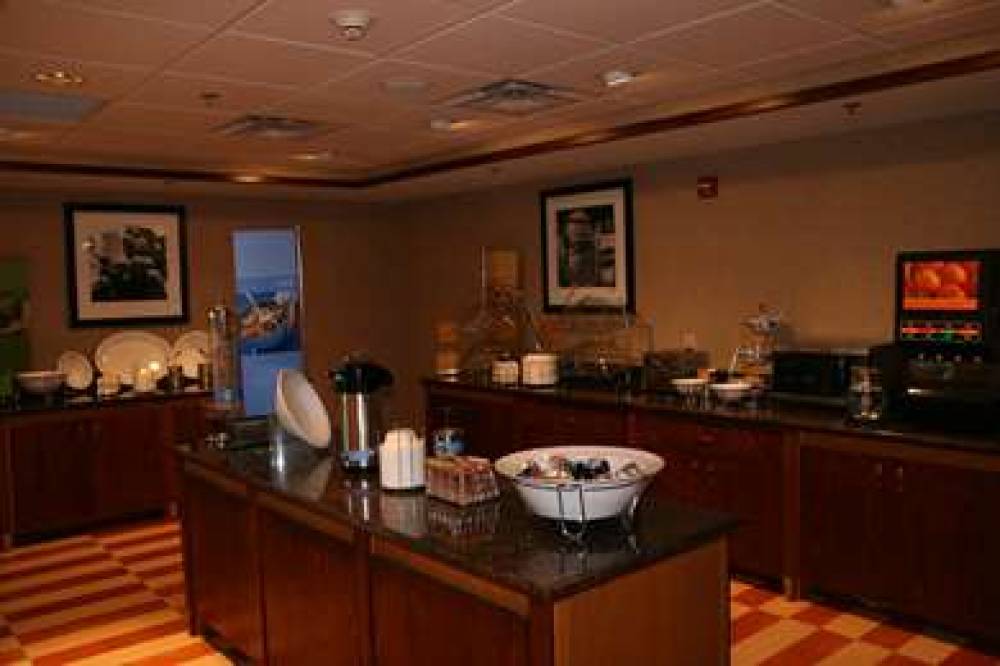 Hampton Inn &amp; Suites Cleveland-Mentor 9