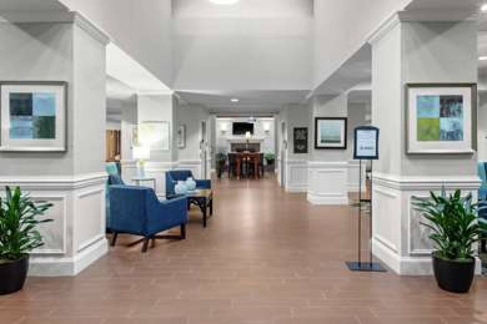 Hampton Inn &amp; Suites Concord Charlotte 6