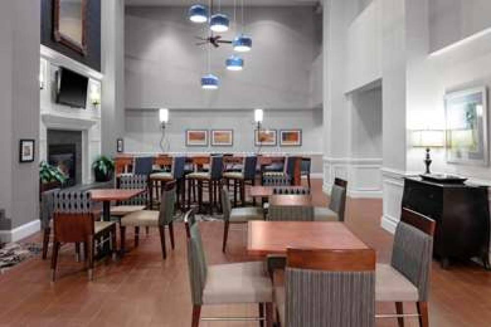 Hampton Inn &amp; Suites Concord Charlotte 5