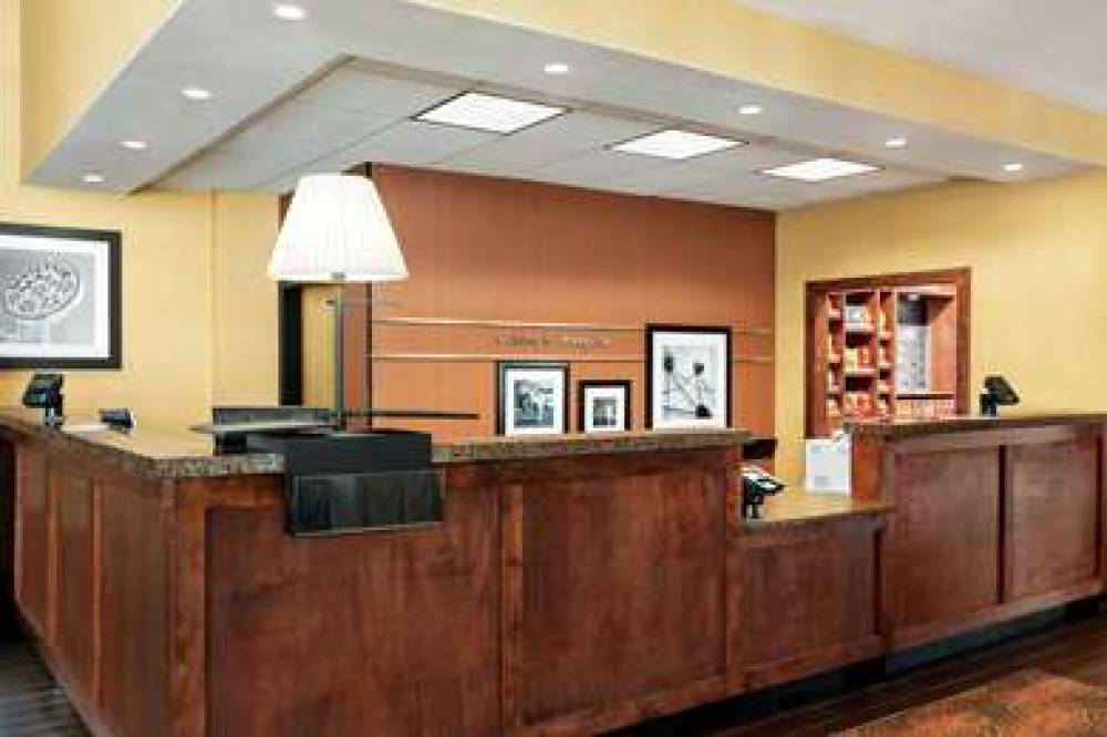 Hampton Inn &amp; Suites Dallas/Mesquite 7