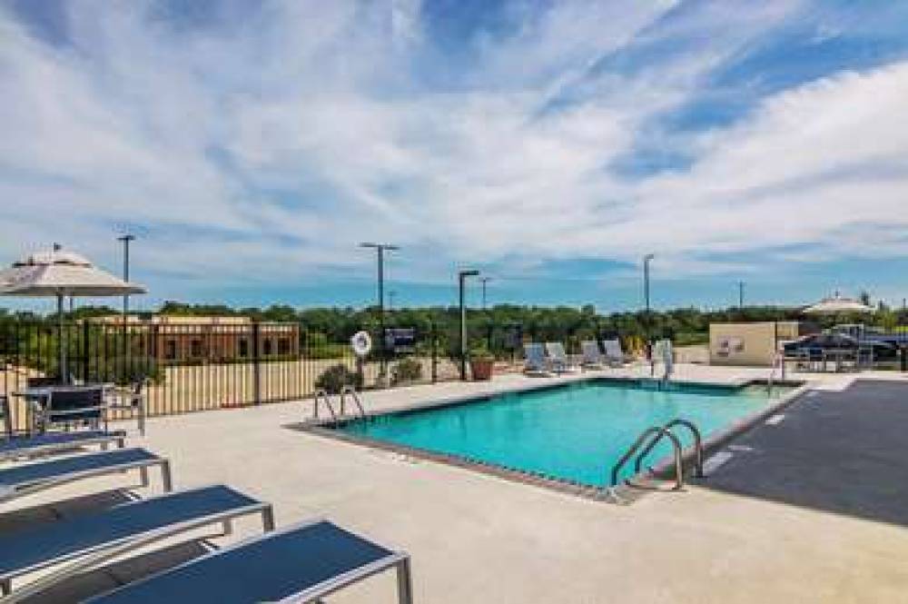 Hampton Inn &amp; Suites Dallas/Richardson, TX 5