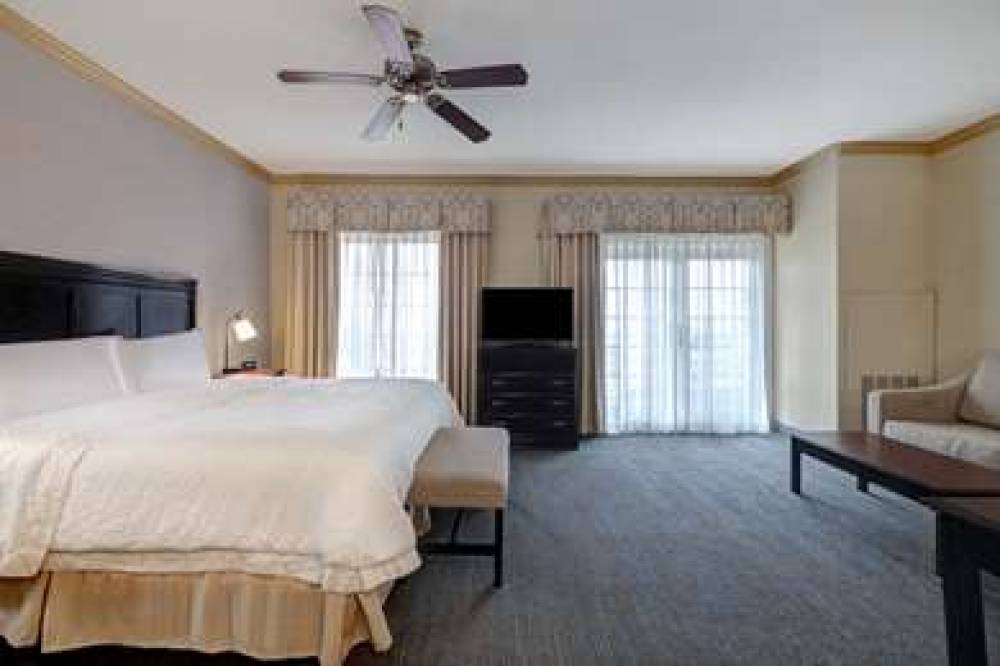 Hampton Inn &amp; Suites Galveston 6