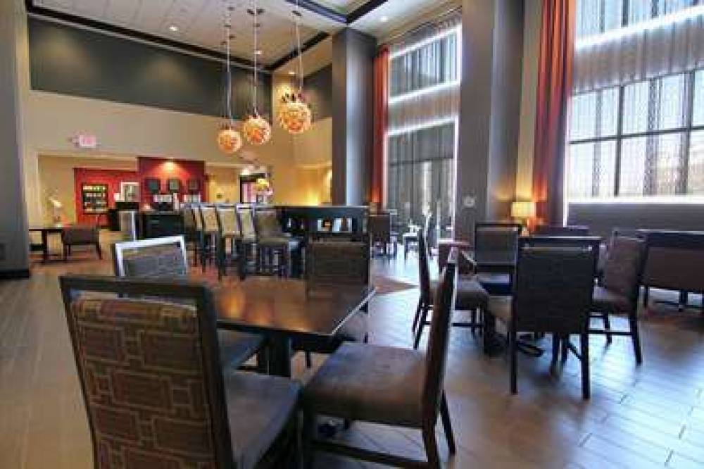Hampton Inn &amp; Suites Grand Forks, ND 3