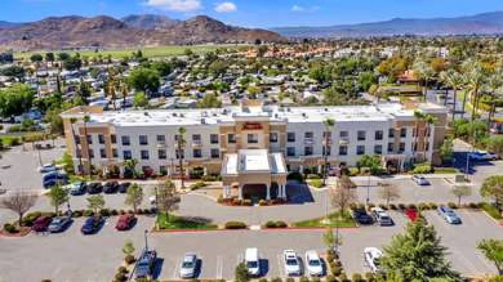 Hampton Inn &amp; Suites Hemet 2