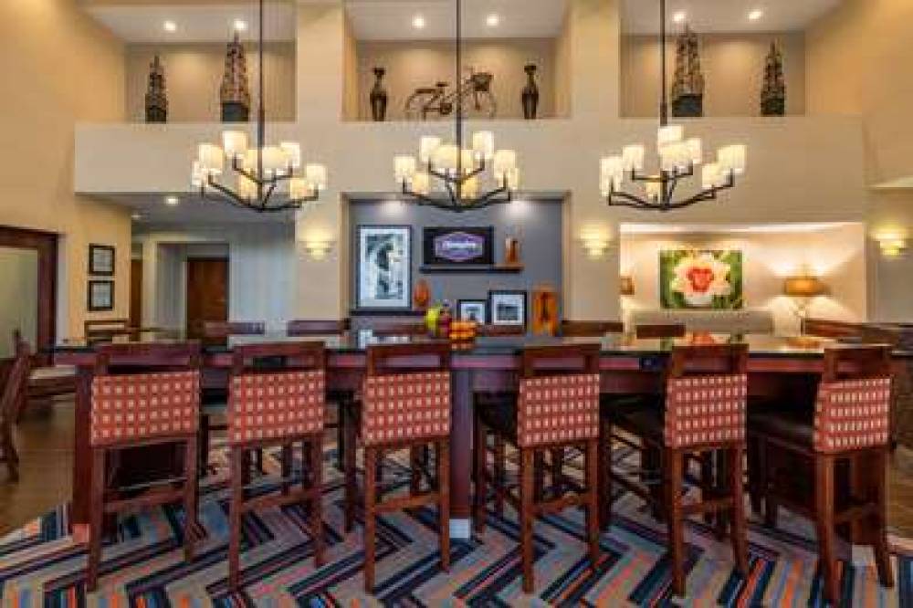 Hampton Inn &amp; Suites Hopkinsville 7