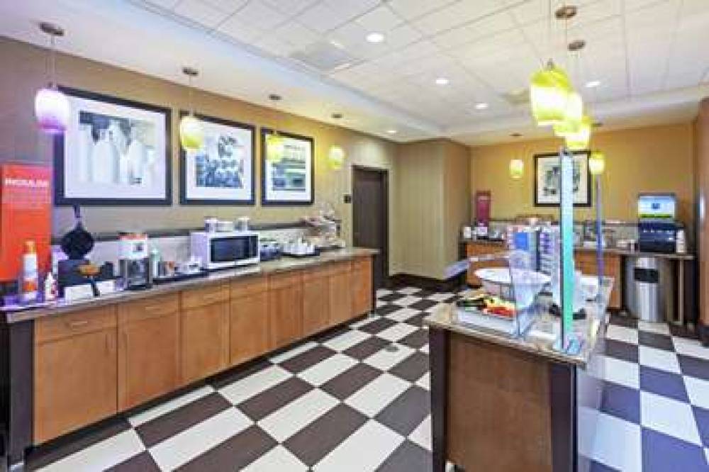 Hampton Inn &amp; Suites Houston North IAH, TX 9