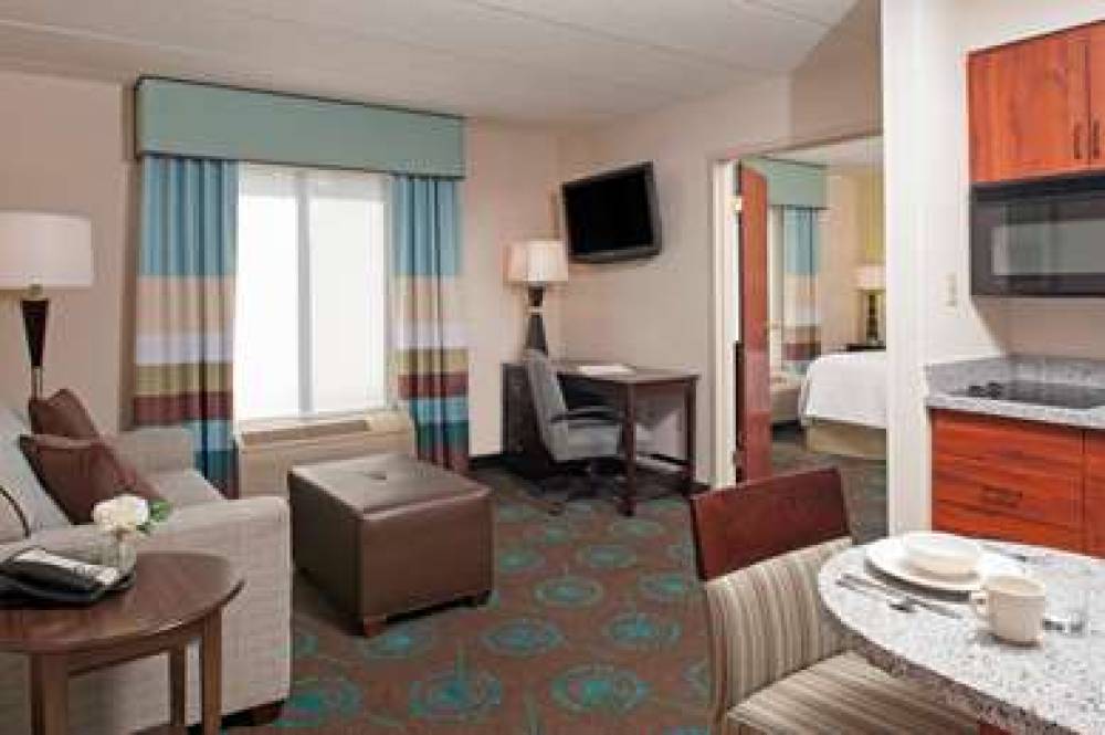 Hampton Inn &amp; Suites Kokomo 6