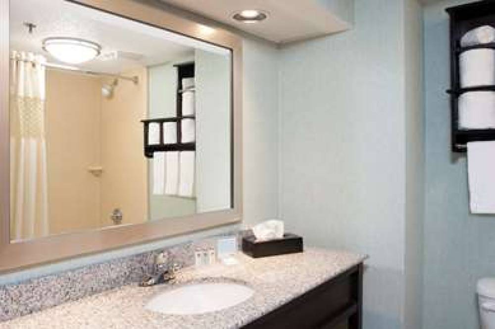 Hampton Inn &amp; Suites Kokomo 7