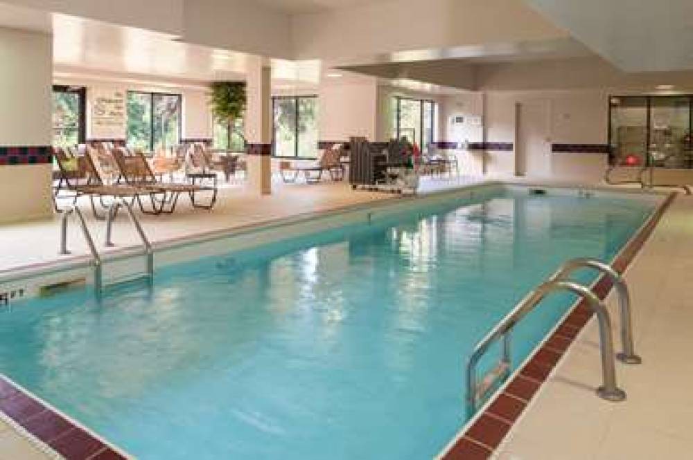 Hampton Inn &amp; Suites Kokomo 2