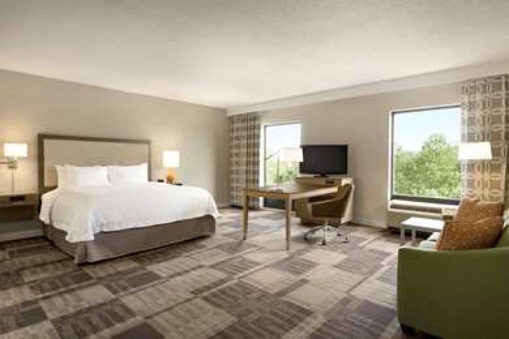 Hampton Inn &amp; Suites Largo 9