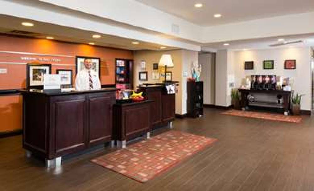 Hampton Inn &amp; Suites Las Vegas South 4