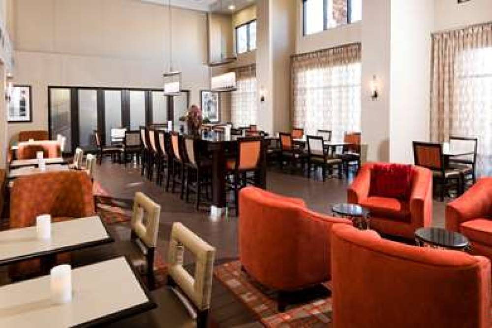 Hampton Inn &amp; Suites Las Vegas South 5
