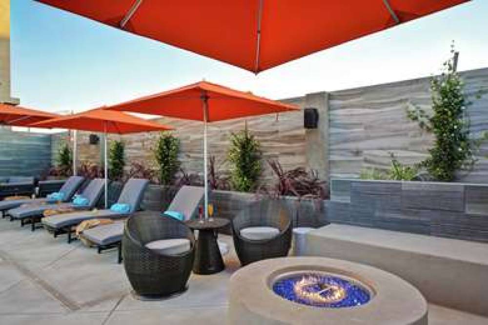 Hampton Inn &amp; Suites Los Angeles Burbank Airp 6