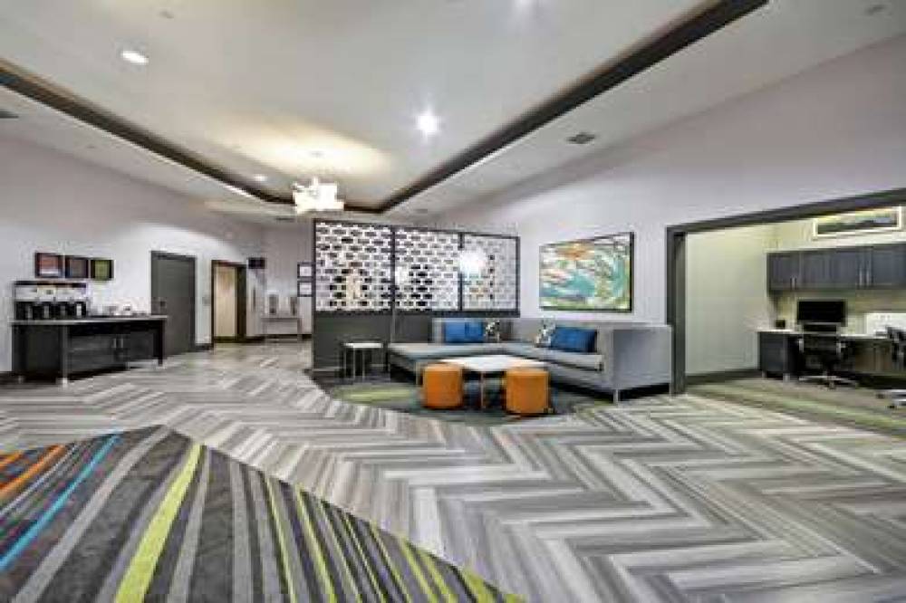 Hampton Inn &amp; Suites Los Angeles Burbank Airp 3