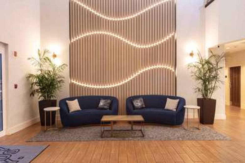 Hampton Inn &amp; Suites - Miami-Airport South/Bl 5