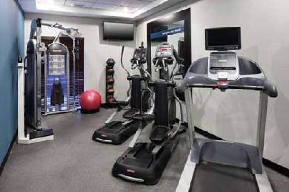 Hampton Inn &amp; Suites Miami  Doral/Dolphin Mall 8