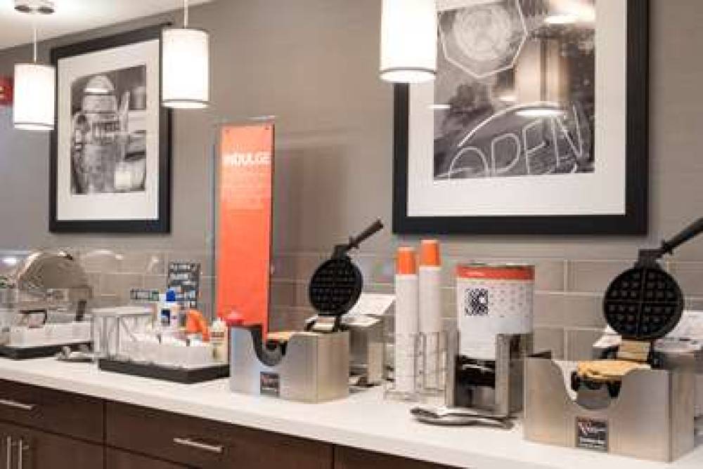 Hampton Inn &amp; Suites Michigan City, IN 2