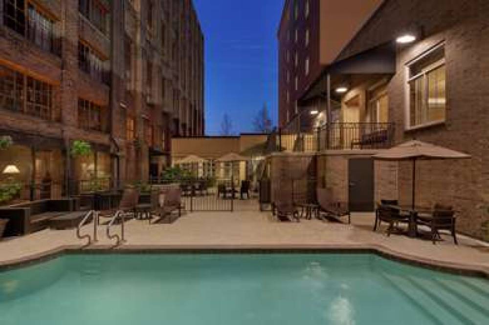 Hampton Inn &amp; Suites New Orleans Convention C 6
