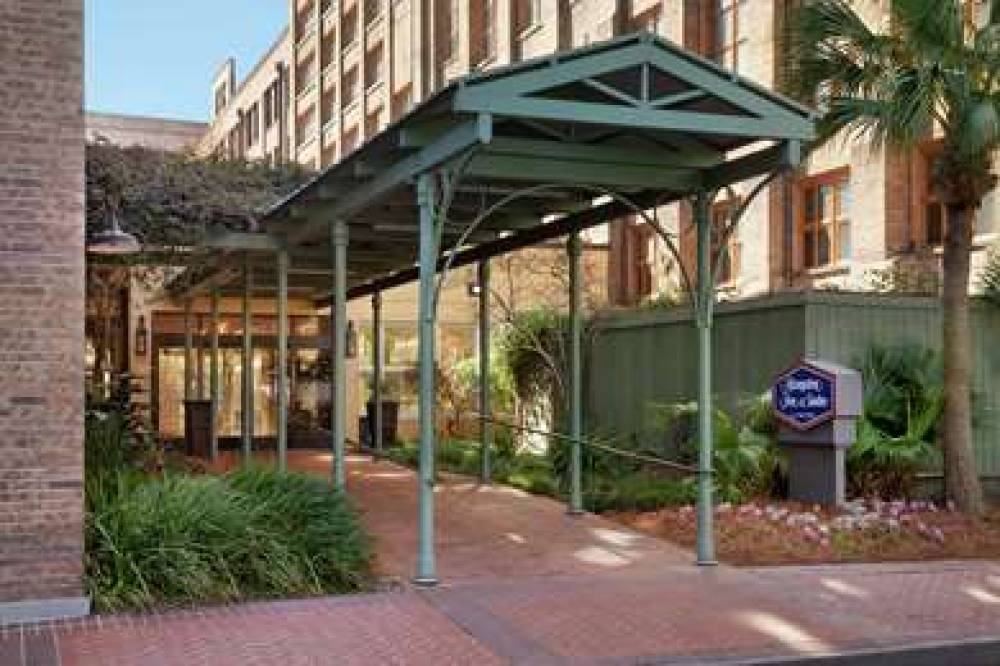 Hampton Inn &Amp; Suites New Orleans Convention C