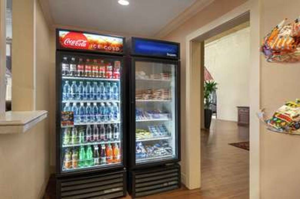 Hampton Inn &amp; Suites New Orleans Convention C 8