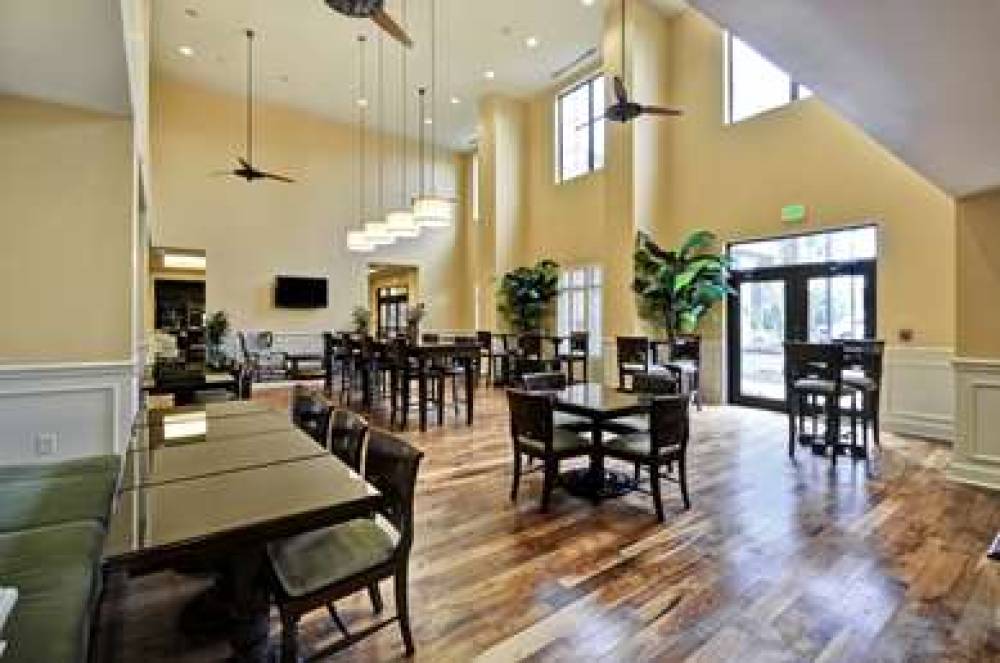 Hampton Inn &amp; Suites North Charleston-Univers 8