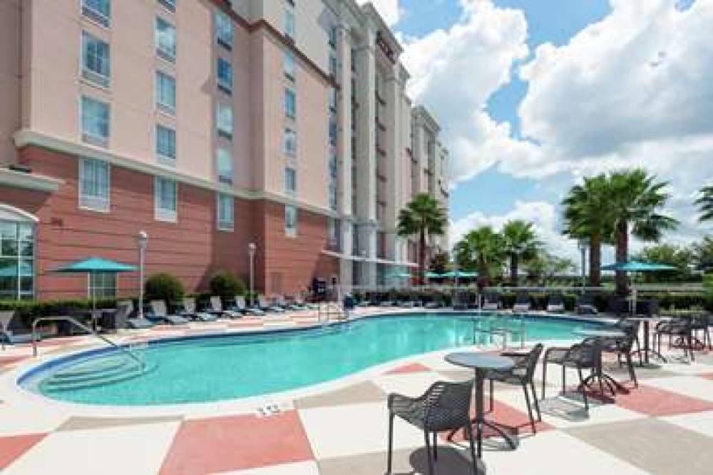 Hampton Inn &amp; Suites Orlando Airport @ Gatewa 8