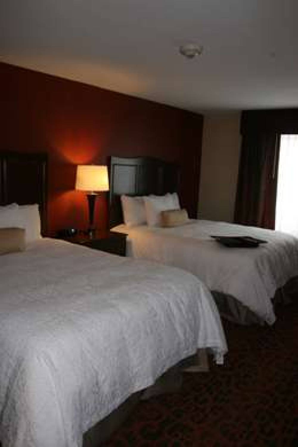 Hampton Inn &amp; Suites Peru, IL 10