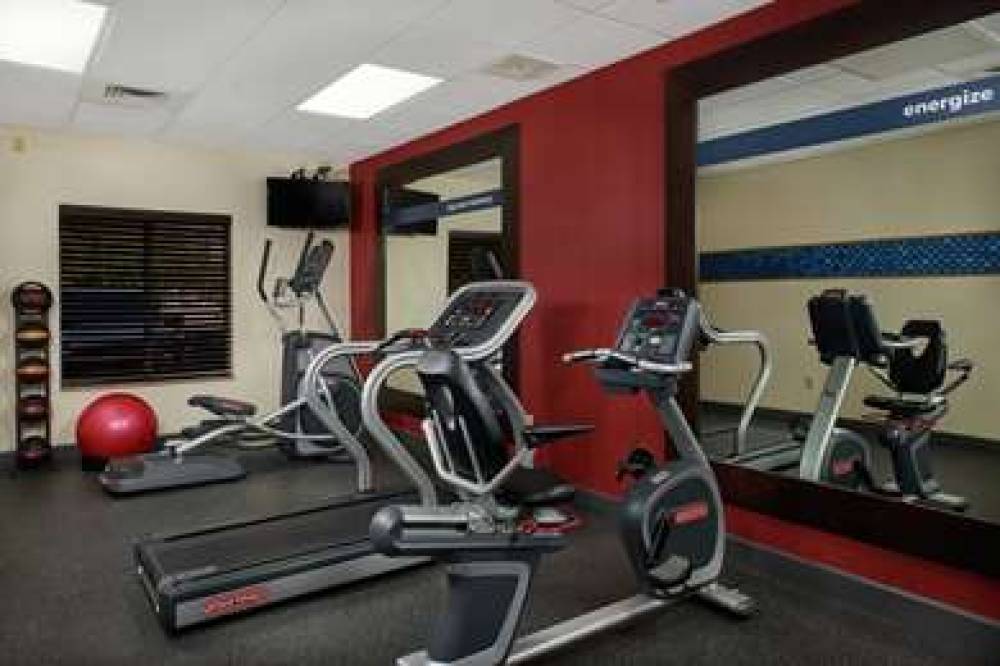 Hampton Inn &amp; Suites Phoenix-Surprise 10