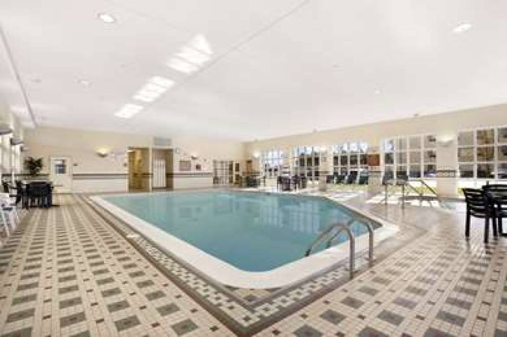 Hampton Inn &amp; Suites Providence-Warwick Airpo 3