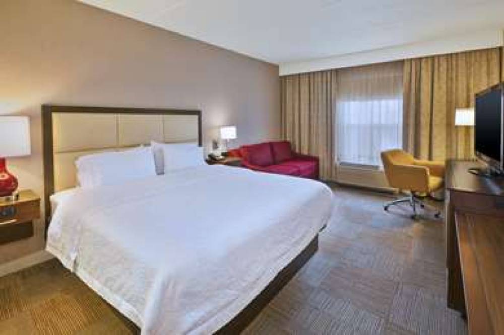 Hampton Inn &amp; Suites Providence-Warwick Airpo 10