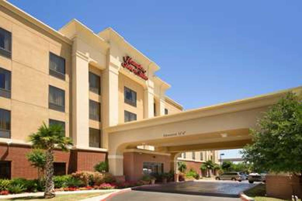 Hampton Inn &amp; Suites San Antonio Airport, TX 3