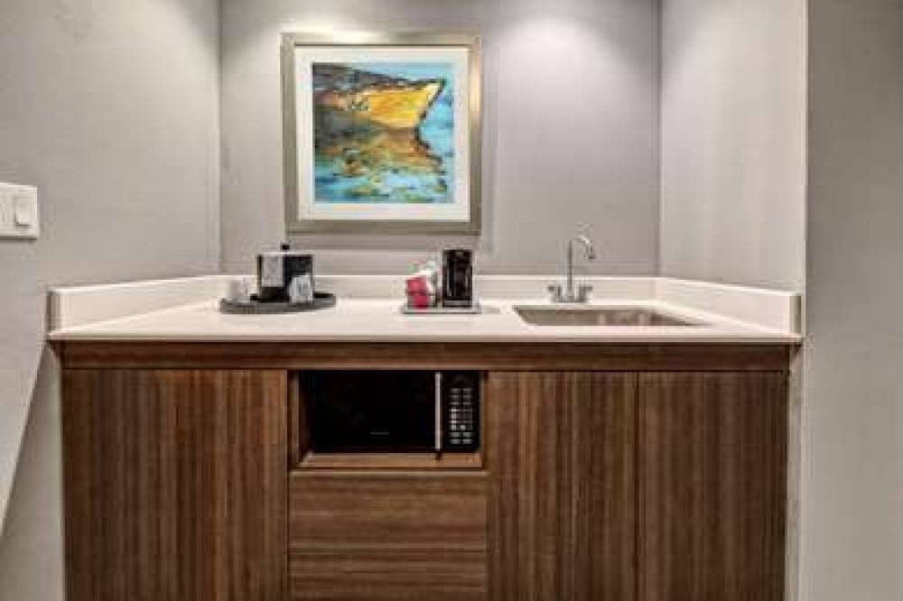 Hampton Inn &amp; Suites San Jose Airport, CA 2