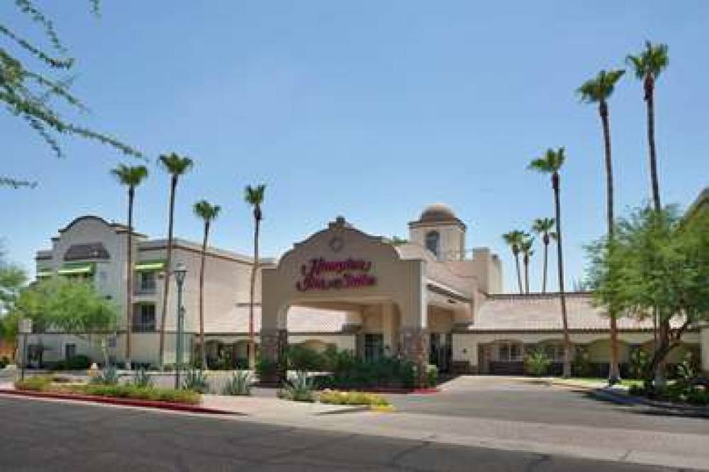 Hampton Inn &amp; Suites Scottsdale 2