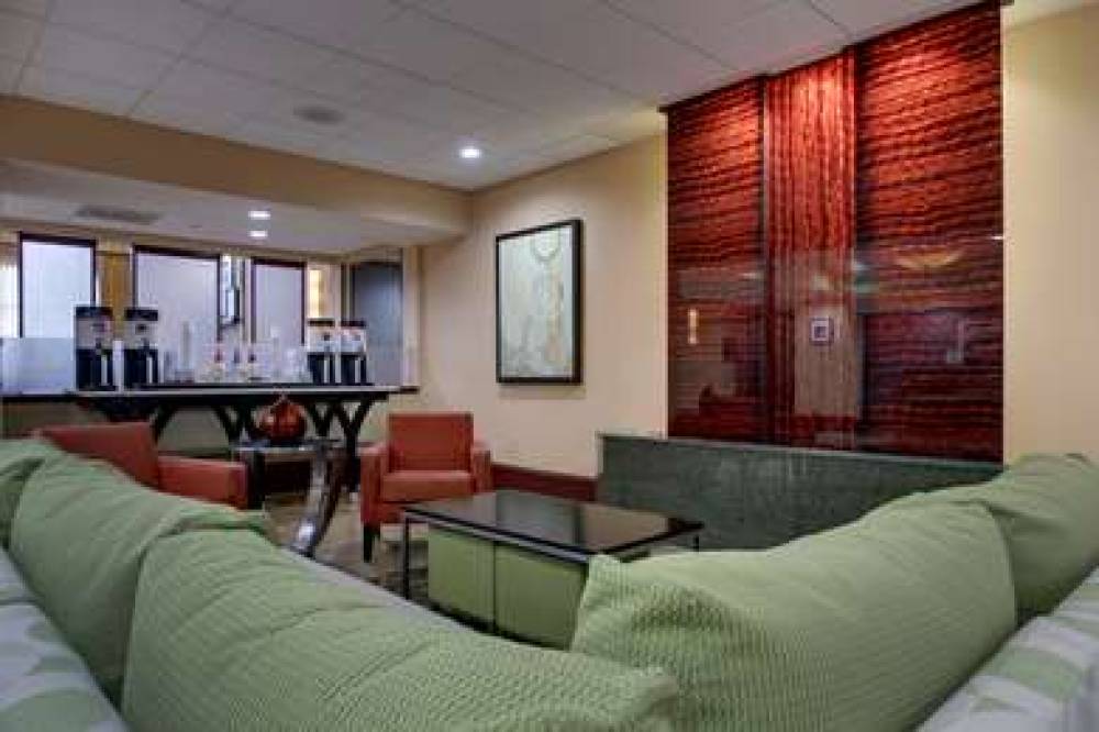 Hampton Inn &amp; Suites Spartanburg-I-26-Westgat 4