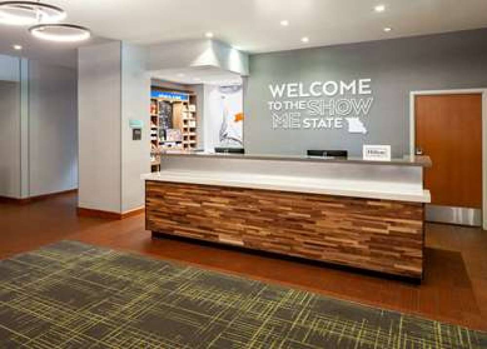 Hampton Inn &amp; Suites St. Louis At Forest Park 6