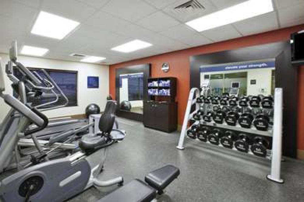 Hampton Inn &amp; Suites Wichita-Northeast 8