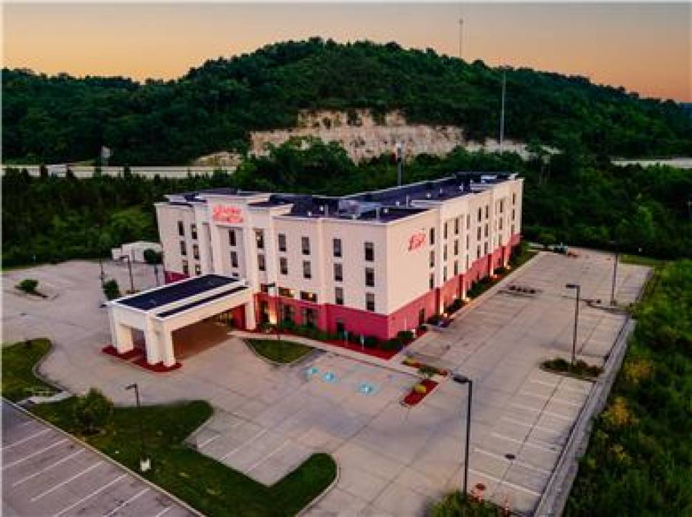 Hampton Inn &amp; Suites Wilder 1