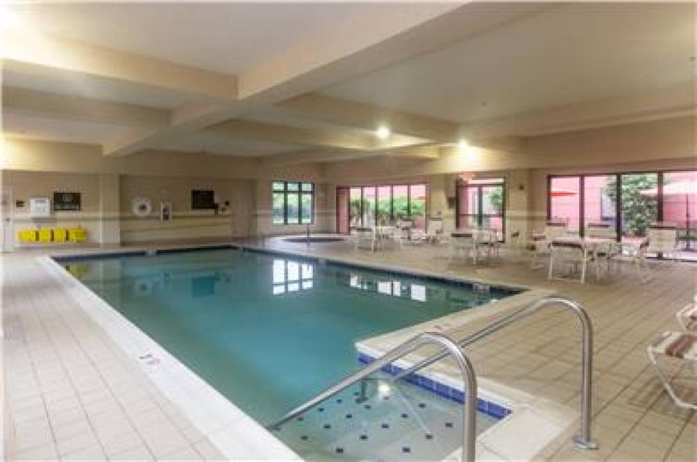 Hampton Inn &amp; Suites Wilder 8