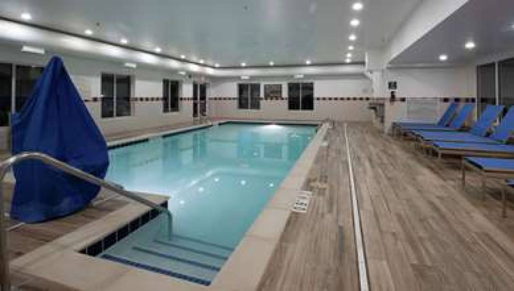 Hampton Inn &amp; Suites Williamsburg/Richmond Rd 6
