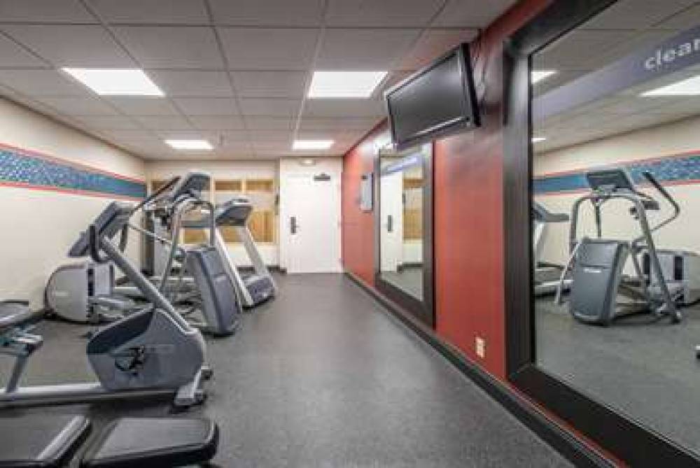 Hampton Inn &amp; Suites Williamsburg/Richmond Rd 10