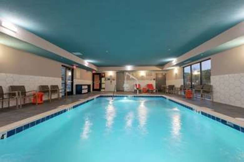 Hampton Inn &amp; Suites Xenia Dayton 9
