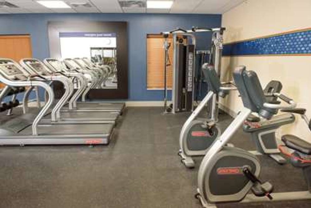 HAMPTON INN AND SUITES BAY CITY 2