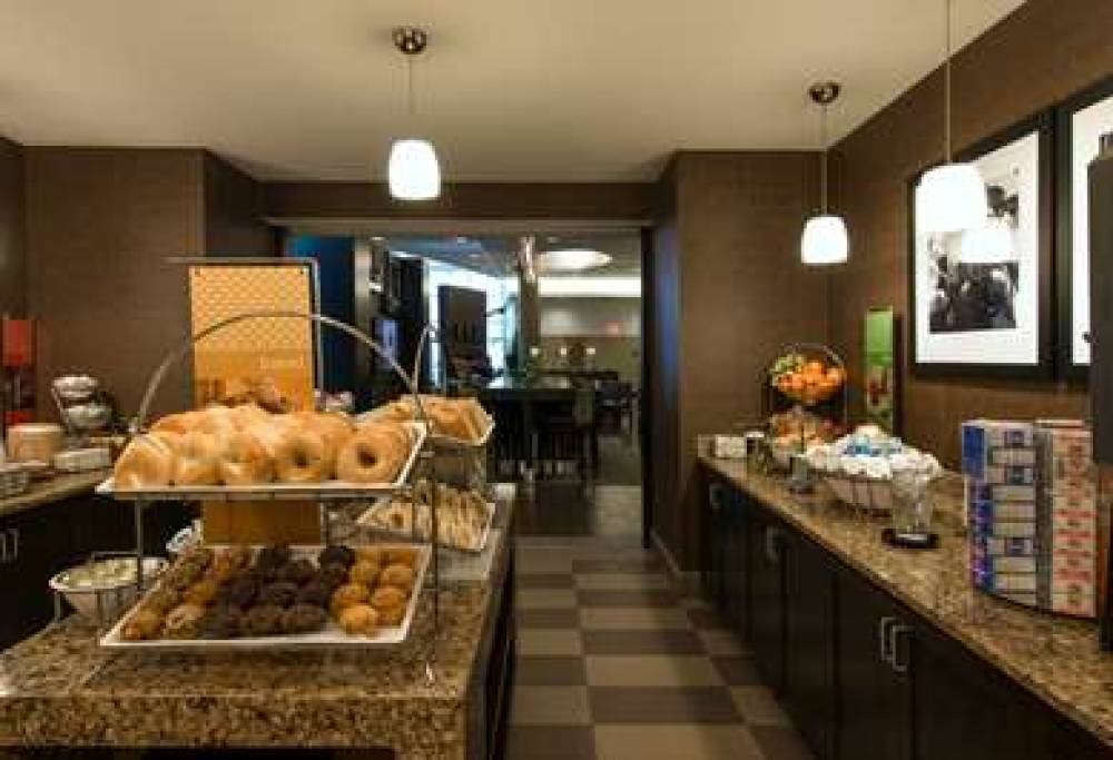 HAMPTON INN AND SUITES BOSTON-CROSS 10