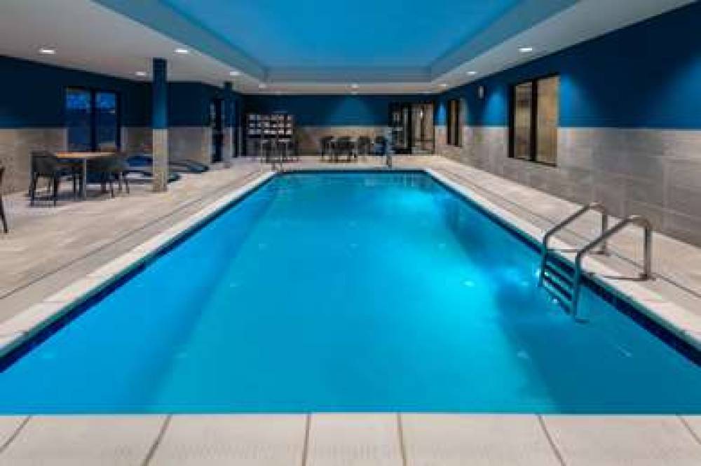 HAMPTON INN AND SUITES CODY 8
